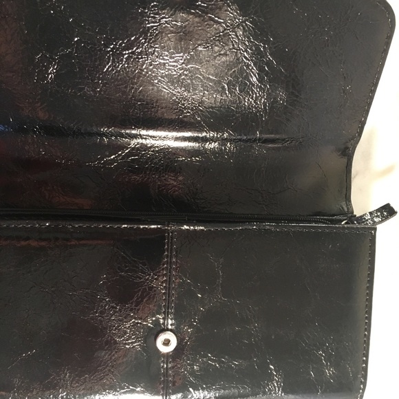 Kenneth Cole clutches - Picture 3 of 6